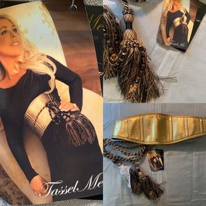Tassel Me gold fashion belt size M-L